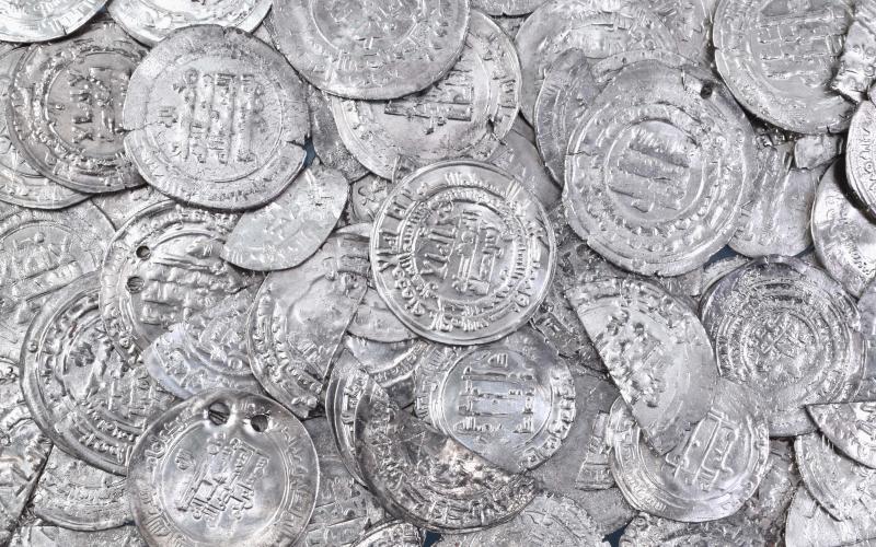 Arkeologisk samling av gamla mynt