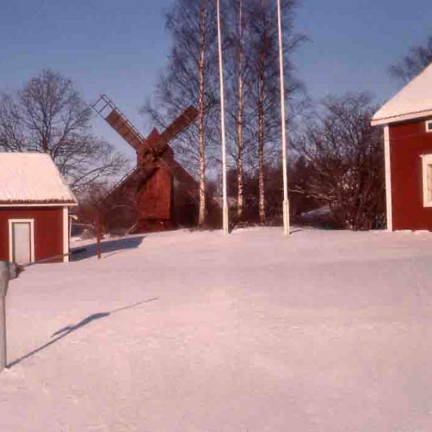 Nåtö biologiska fältstation i Lemland under vintertid