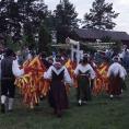 Midsommarstången på Jan Karlsgården i Kastelholm ska utsmyckas