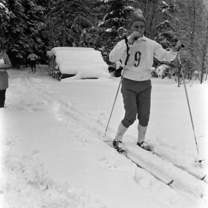 Skidtävling