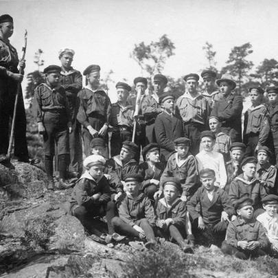 Mariehamns scoutkår på Badhusberget i Mariehamn den 22 maj 1921